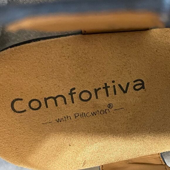 Comfortiva Farrow Elastic Suede Woven Block Heel Sandals - Picture 8 of 9